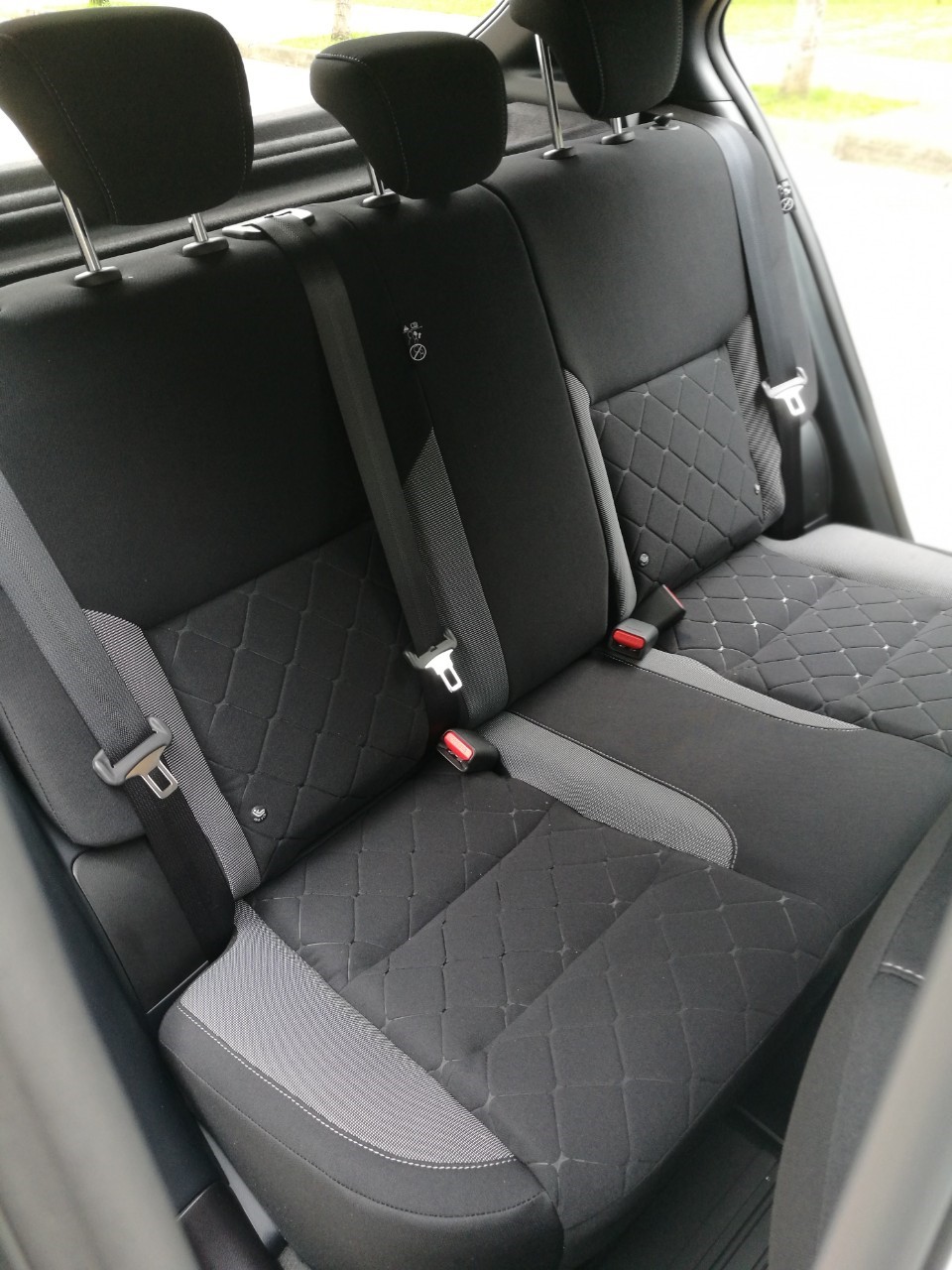 <p>NISSAN </p>KICKS