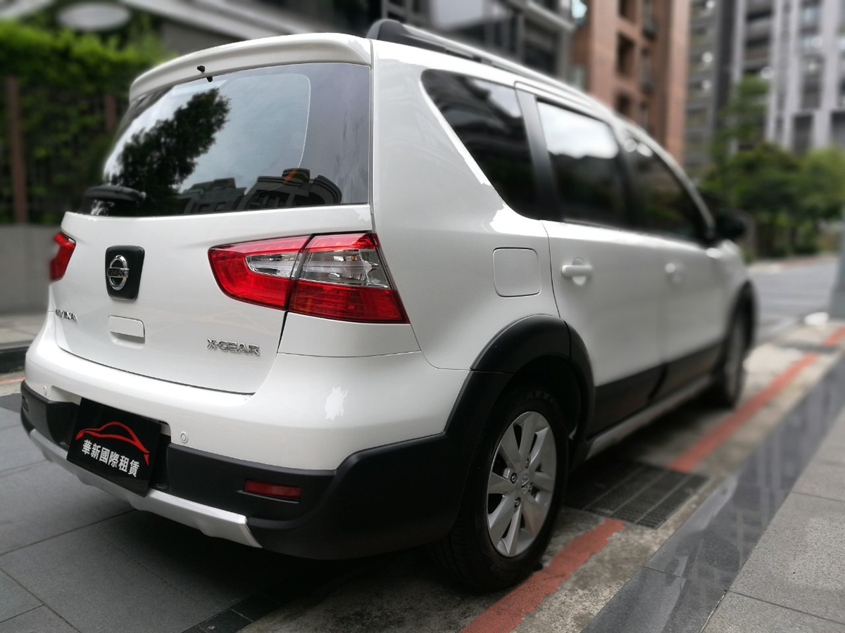 <p>NISSAN </p>LIVINA