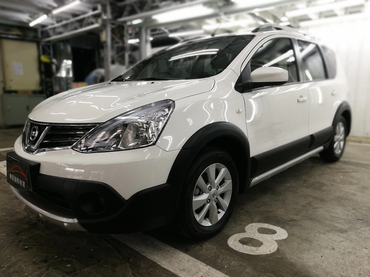 <p>NISSAN </p>LIVINA