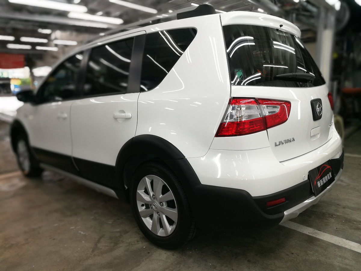 <p>NISSAN </p>LIVINA