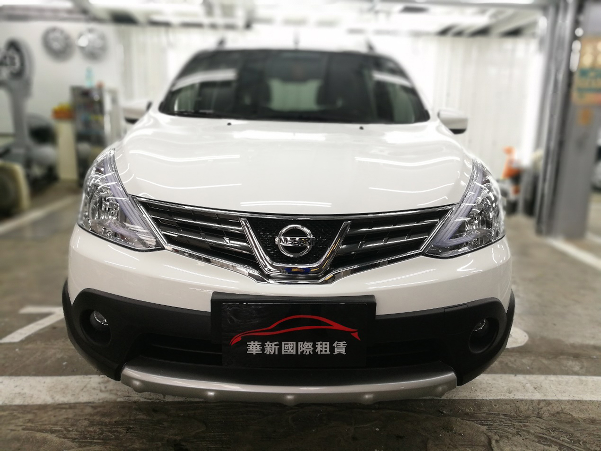<p>NISSAN </p>LIVINA