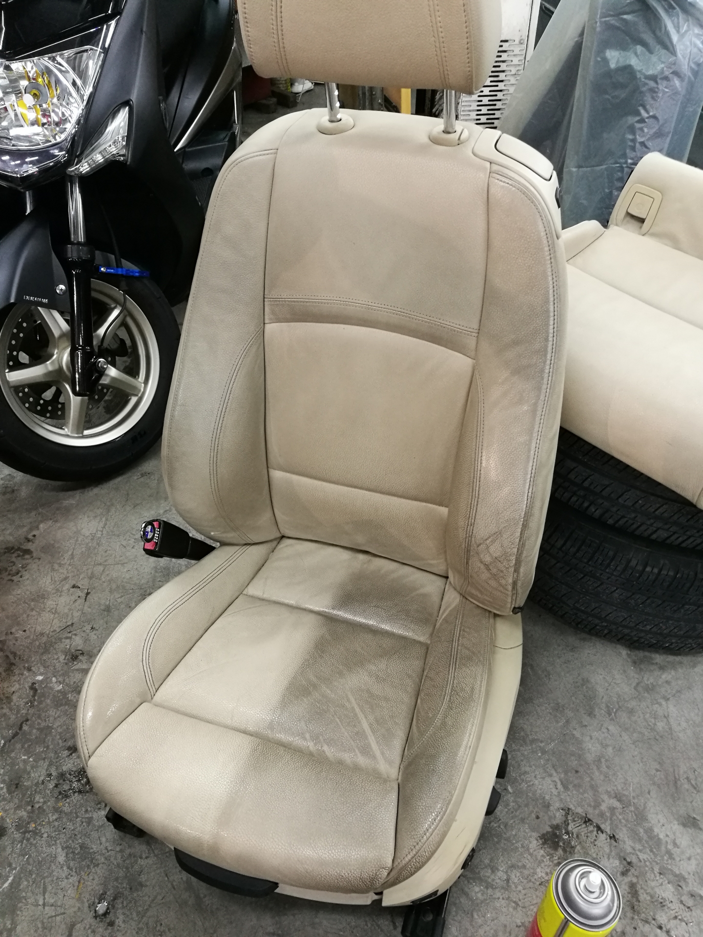 全車皮椅美白清潔