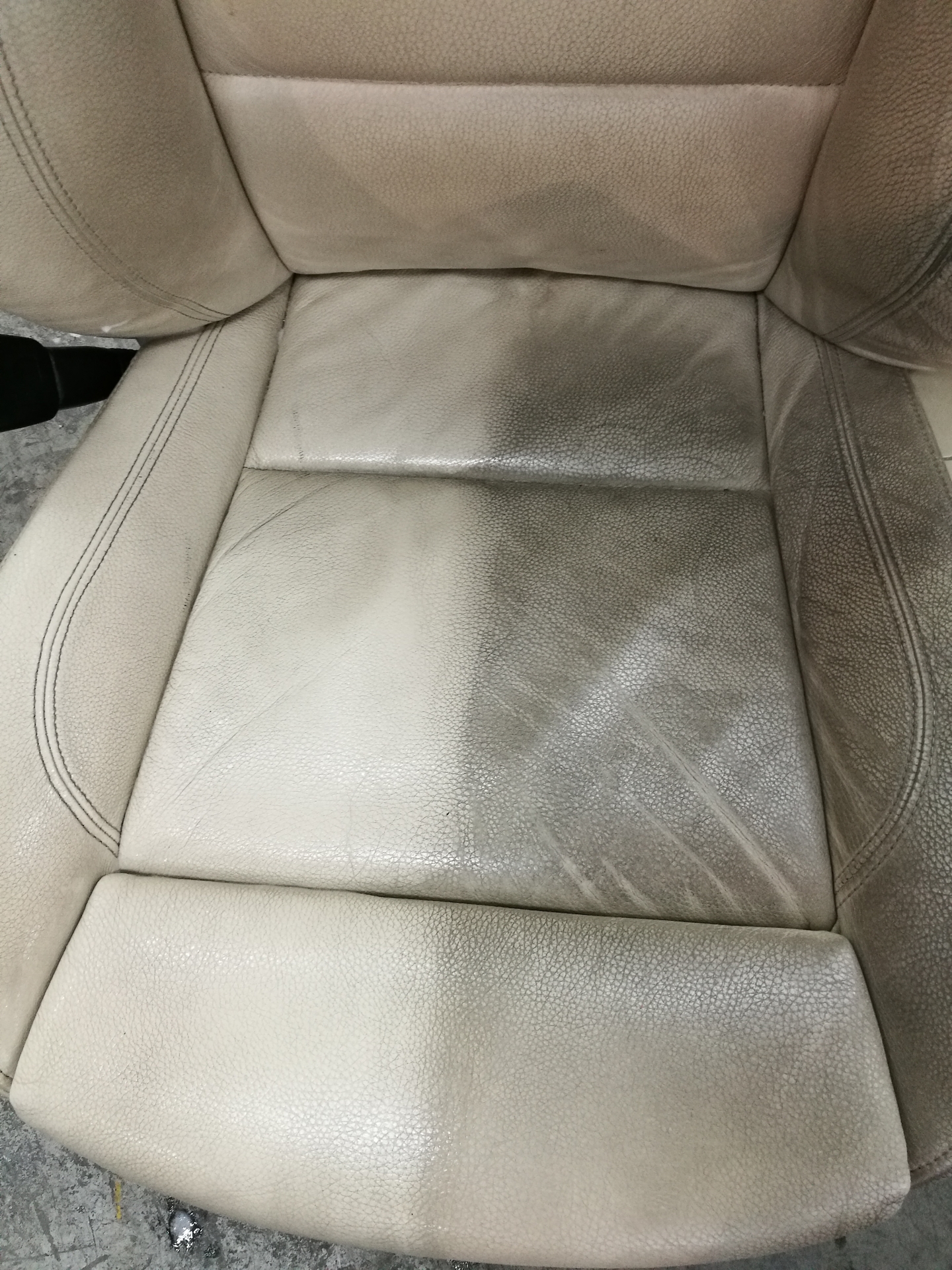 全車皮椅美白清潔
